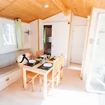 营地 Le Malazeou Wellness Sport 阿克斯莱泰尔姆