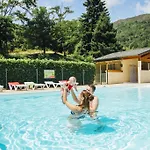 Le Malazeou Wellness Sport 阿克斯莱泰尔姆