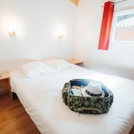 Le Malazeou Wellness Sport 4* アクス・レ・テルム
