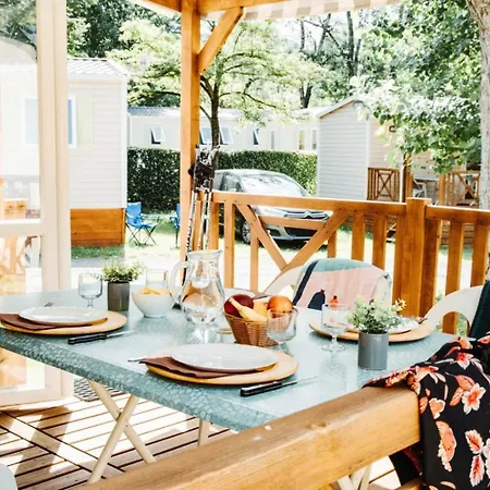 캠프장 Le Malazeou Wellness Sport